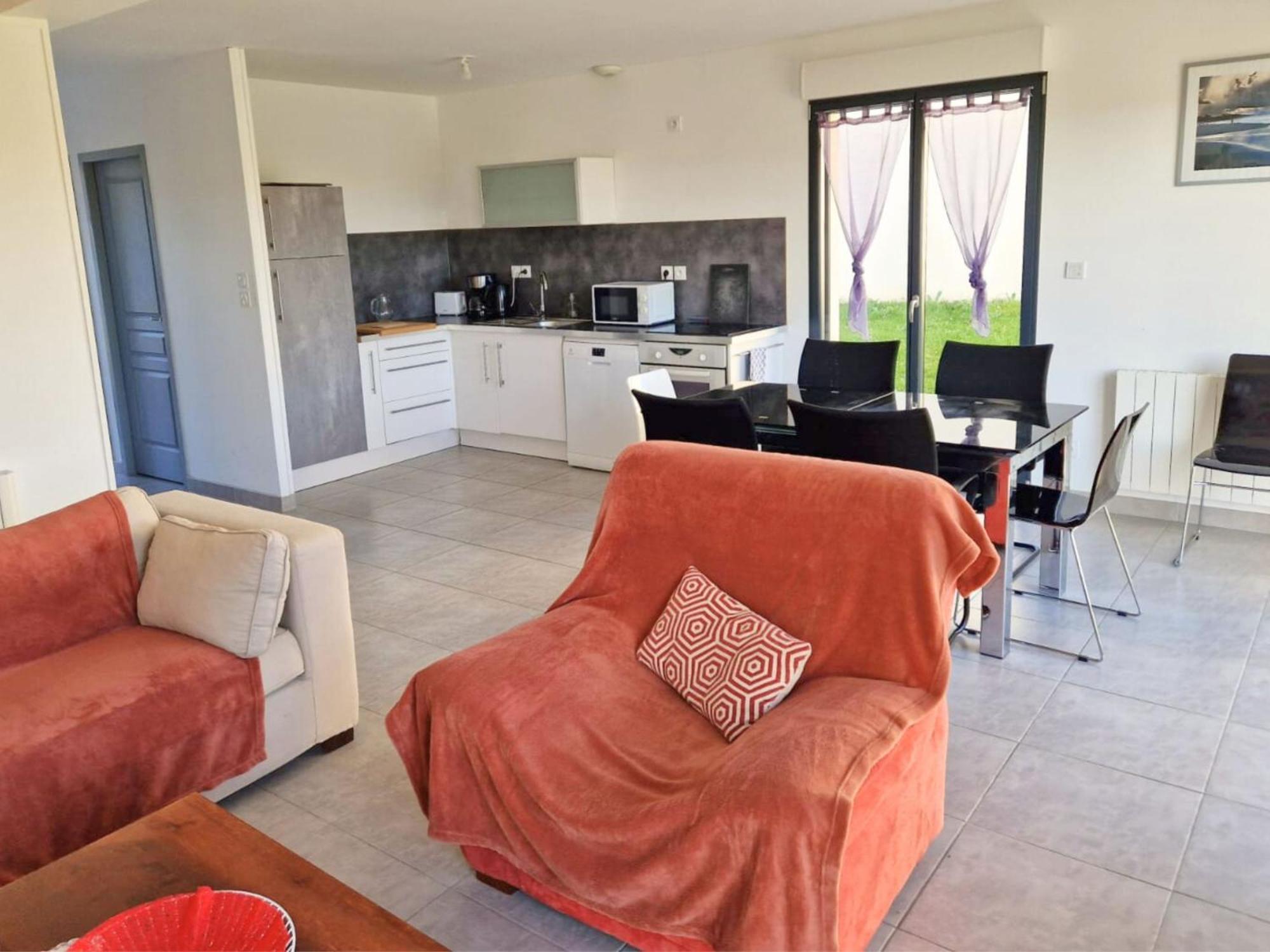 Sherman & Willy Jeep - 2 Maisons De Vacances, 4Min A Pied De La Plage - Parking Prive - Wifi Gratuit - Terrasse - Calme Saint-Come-de-Fresne Room photo